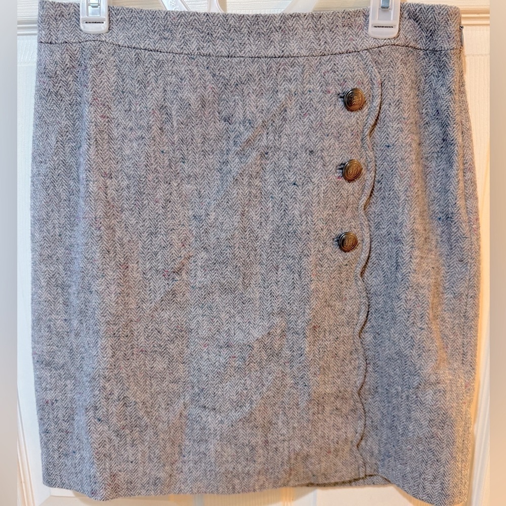 Talbots Charcoal Wool Blend Mini w Unique Crest Buttons